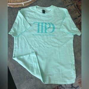 Mint W/ Mint Vinyl Youth Taylor Swift Tortured poets Dept  TTPD  T-shirt Sz Med